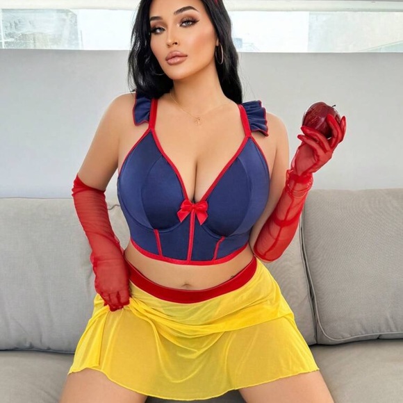 Snow White Costume Plus Size 3-Piece Sexy Lingerie Set With Underwire